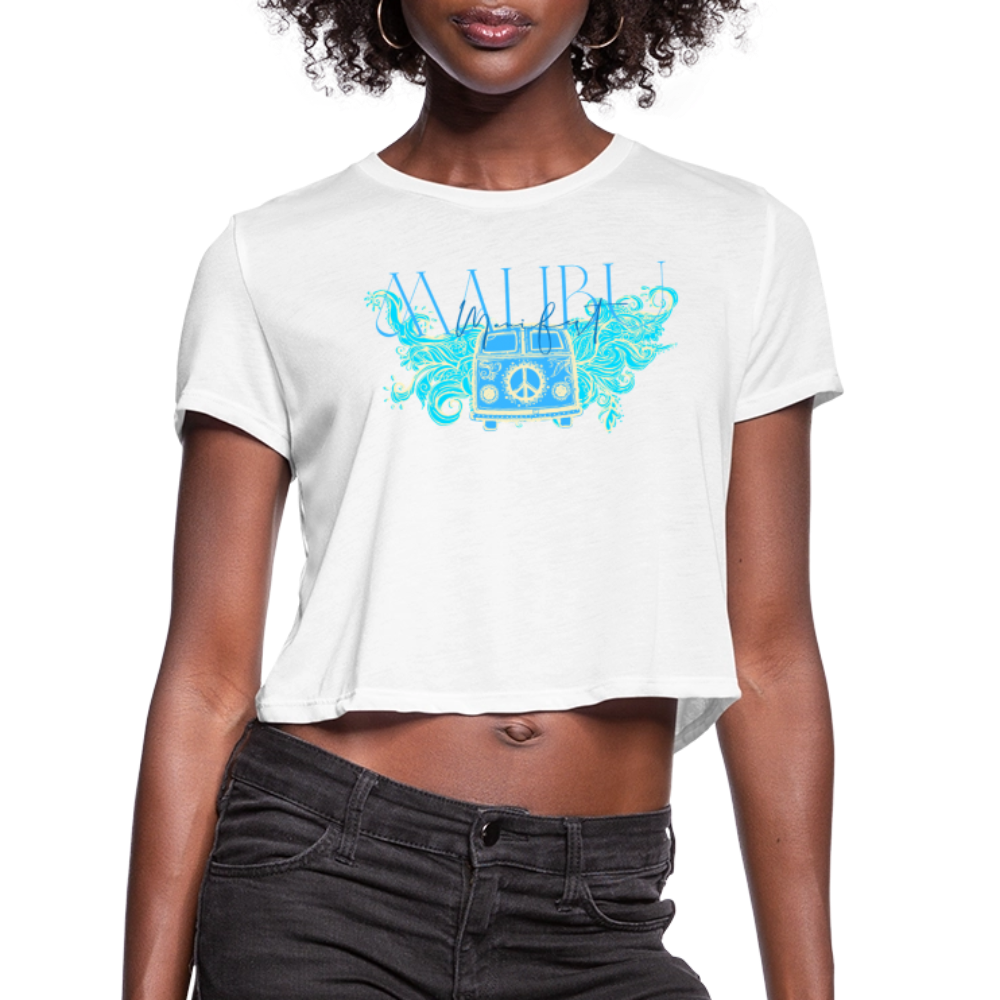 Manifest Malibu – Flowy Cropped Tee - white