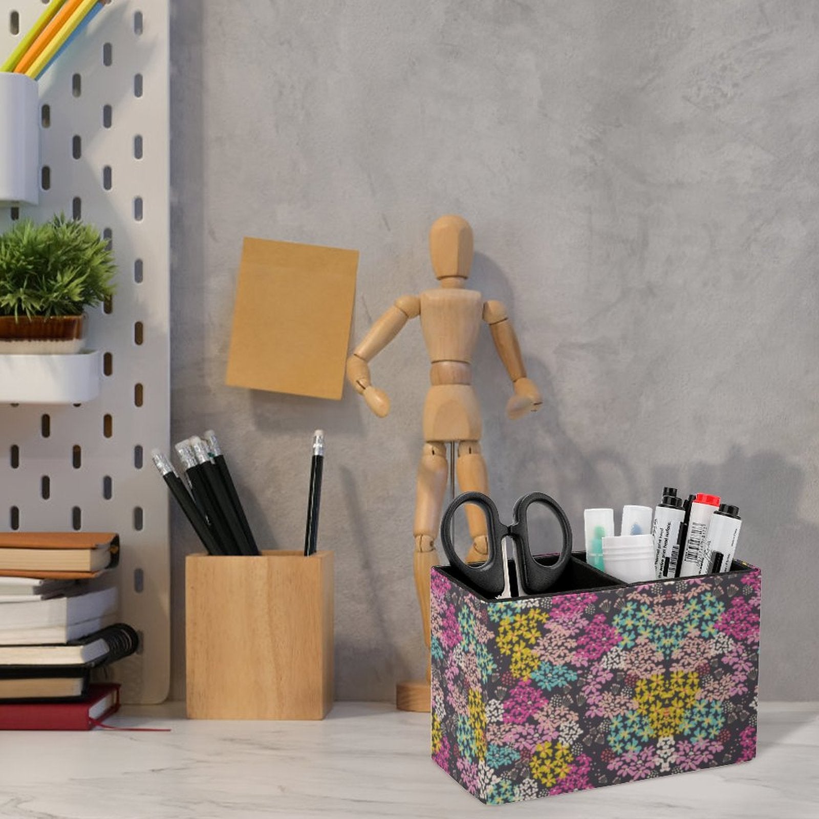 Summer Vibes Pen Stand