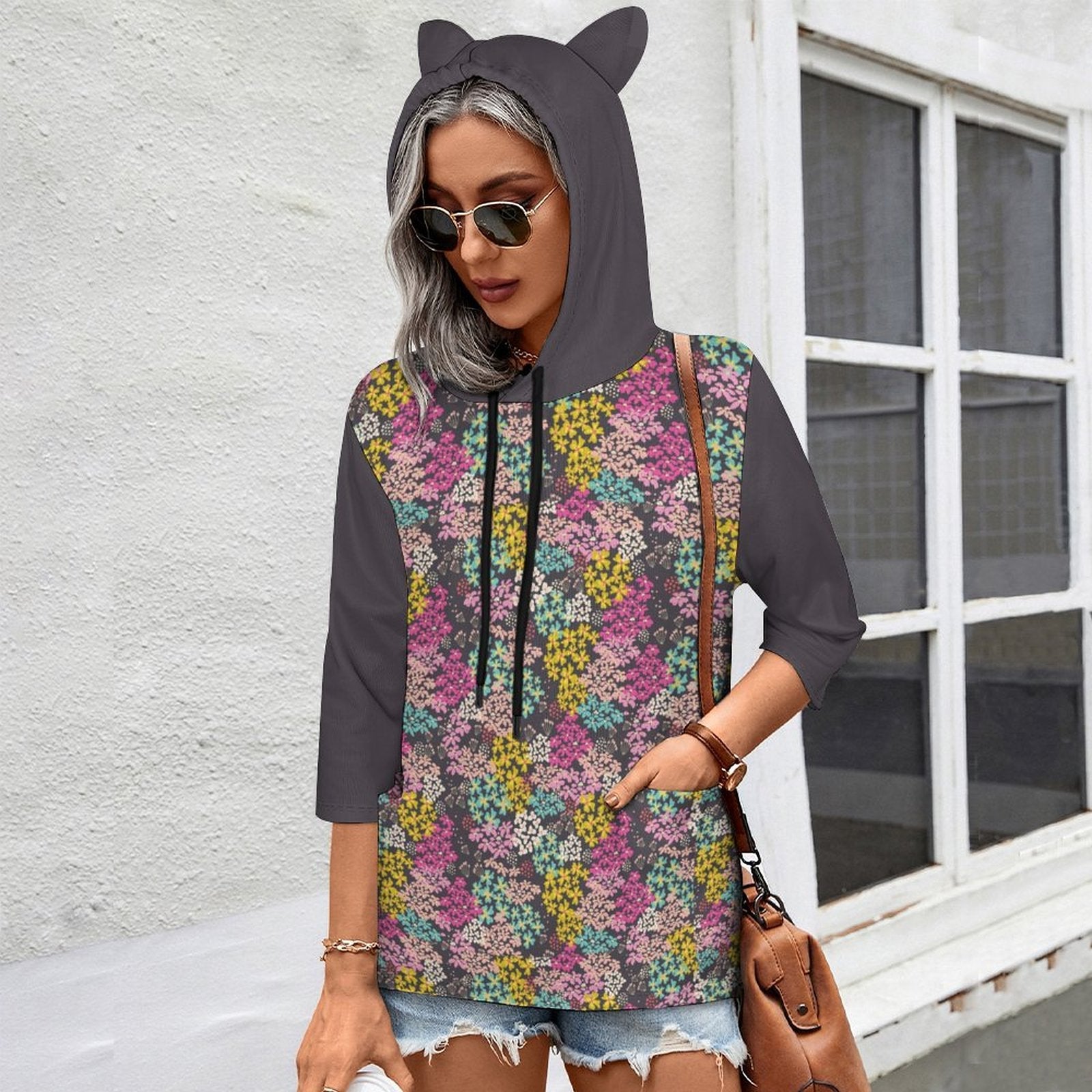 Summer Vibes Hooded Pullover