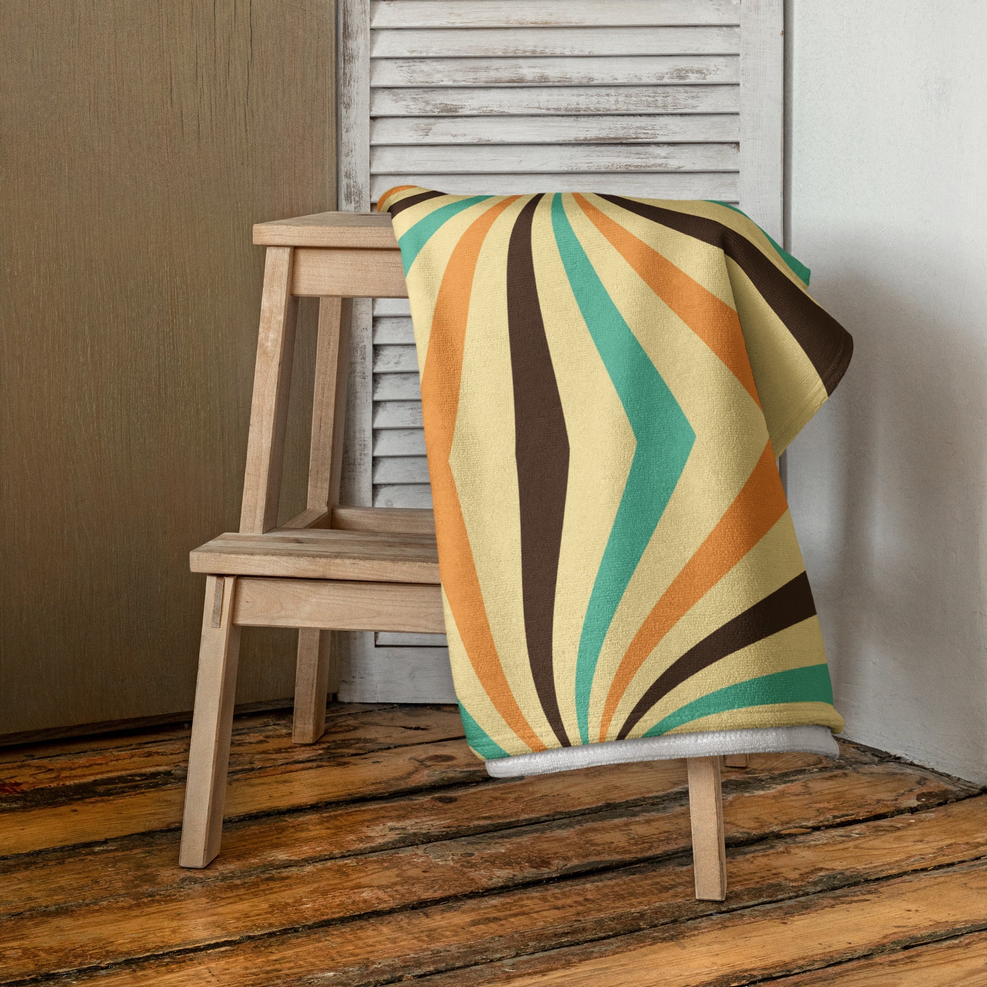 Cool Dad's Stylish Summer-Ready Beach Towel